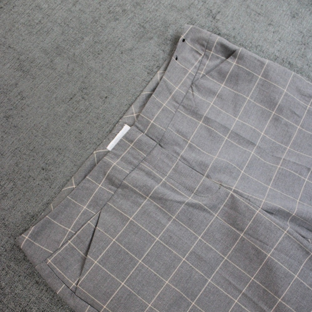 New York & Company Gray Windowpane Plaid Stretch Dress Pants Size 12 Average